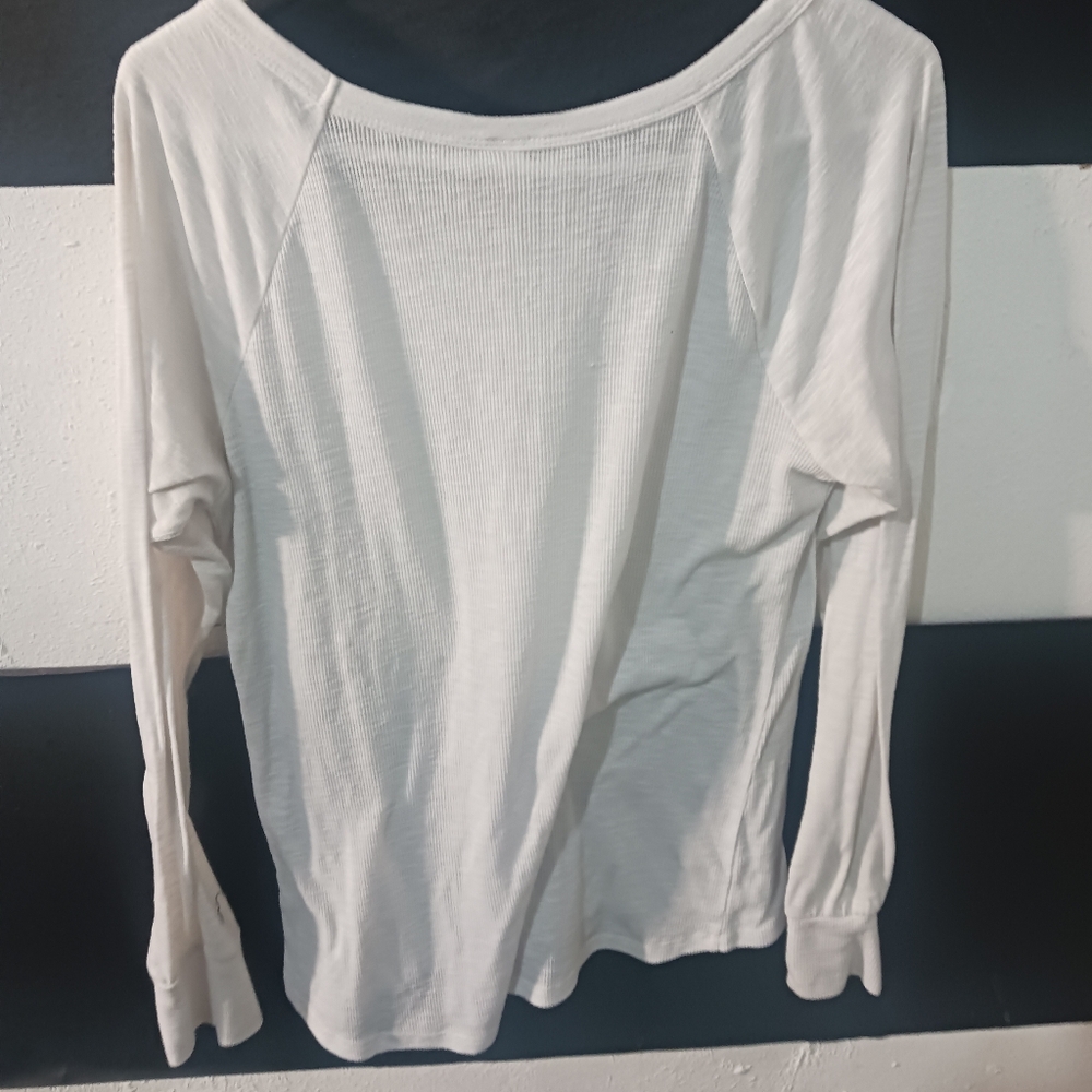 No Boundaries Women Pocket Basic Long Sleeve Shirt - Picture 7 of 8